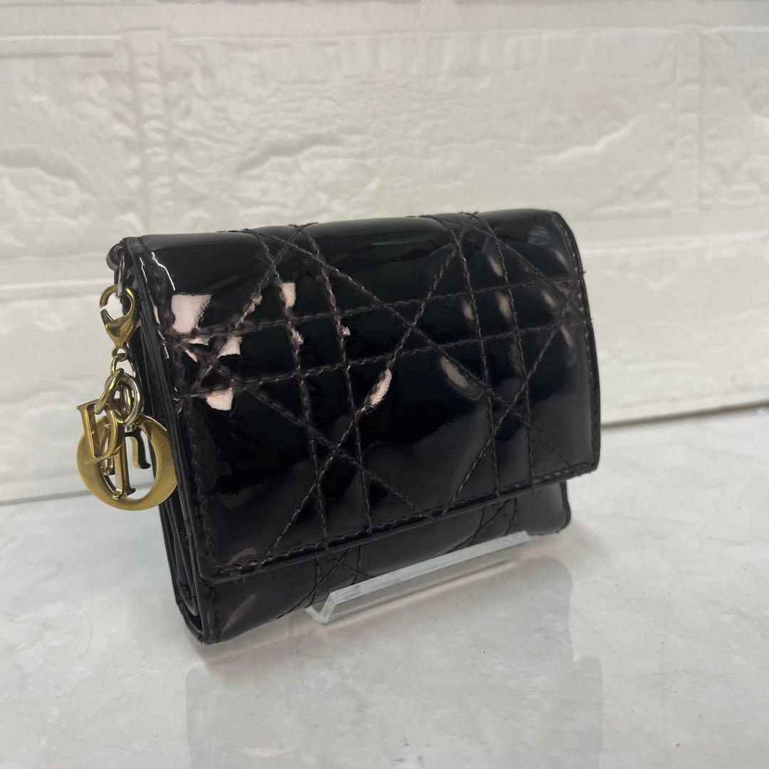 Dior 財布 レディディオール カナージュ ロータスウォレット エナメル 三折