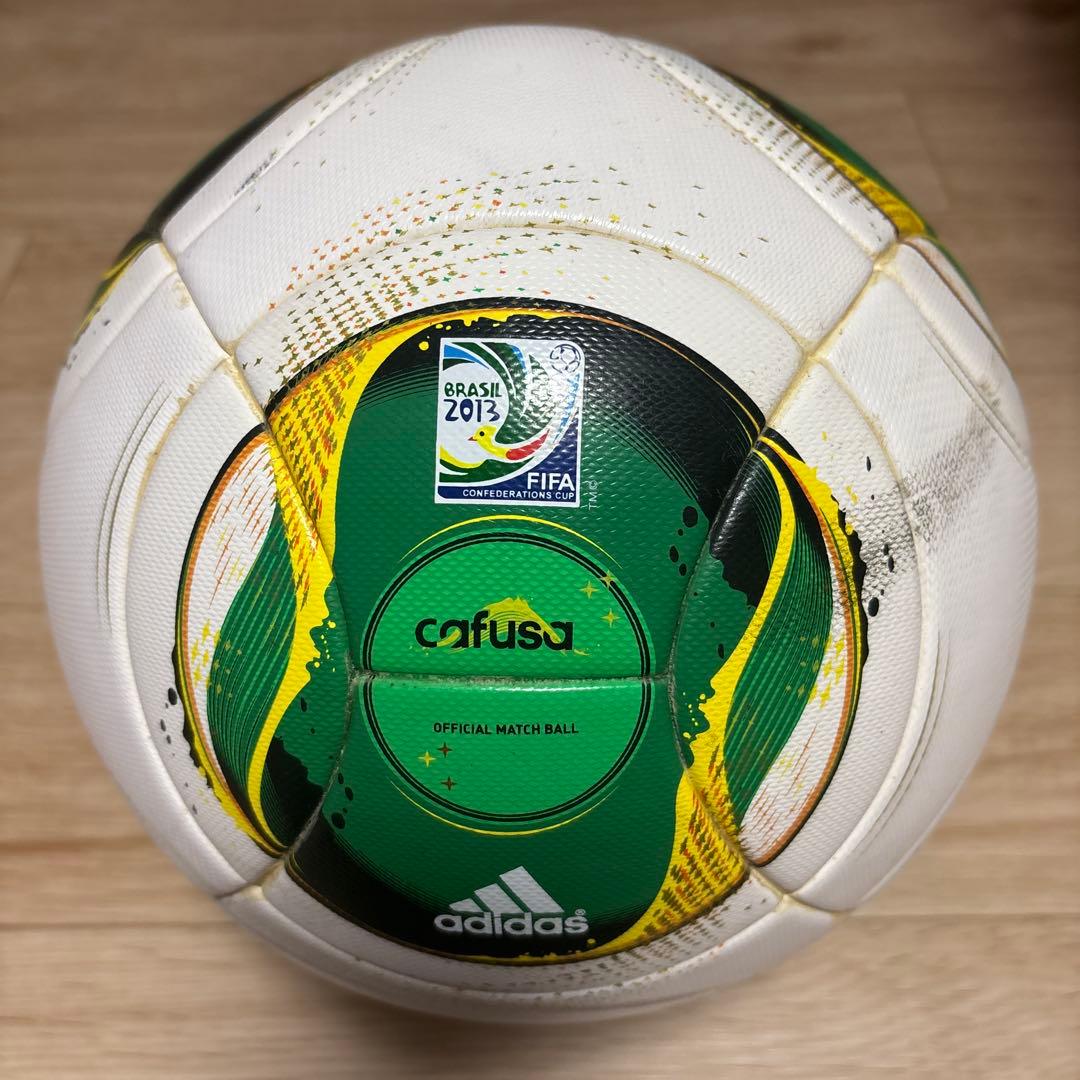 adidas Cafusa サッカーボール 5号球