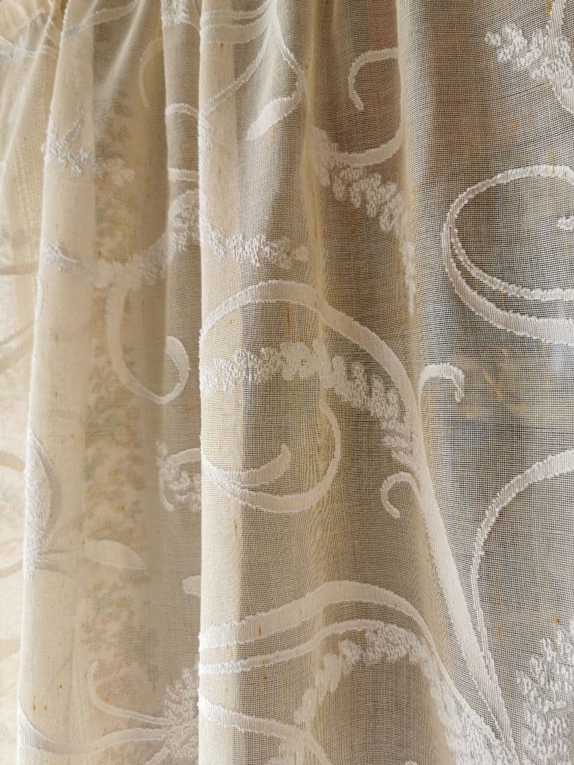 アンティークマドラスレース 麦の穂と葉 アプリコット＆アイボリー カーテンパネル