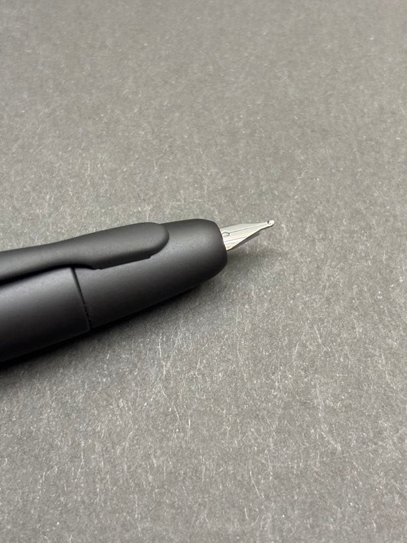 PILOT　キャップレス M 新品未使用　FC-18SR-BMM　定価30800