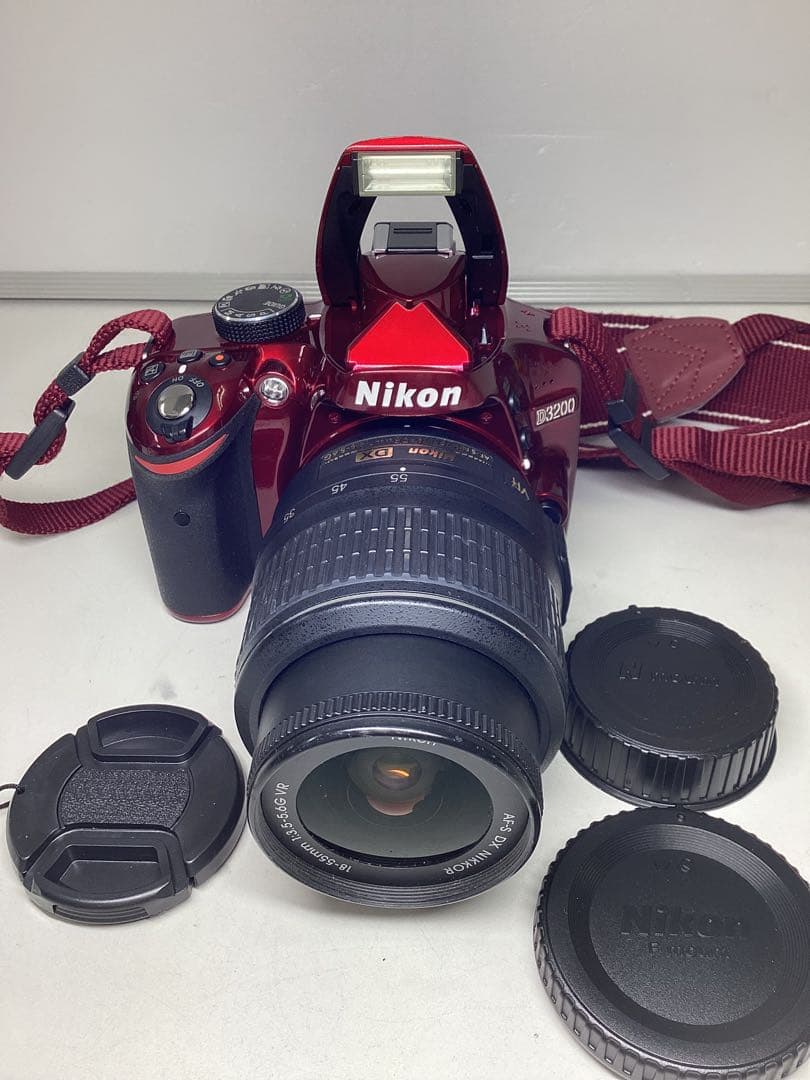 た*る様 Nikon D3200 デジタル一眼レフカメラ レッド　撮影可能