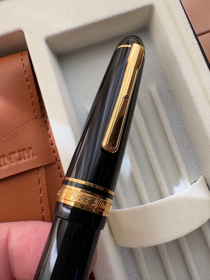 【PLATINUM】プラチナ万年筆 プレジデント BKGT（Ｆ）ペンケース付