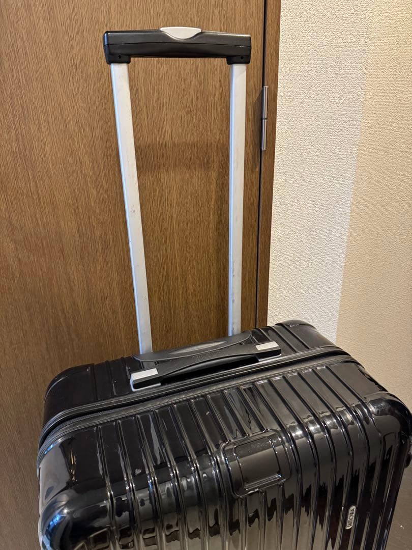 リモワ 870.70 サルサデラックス 78リットル4輪