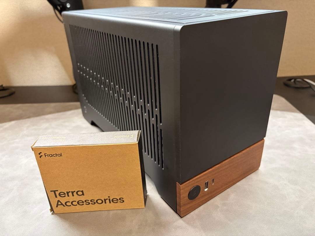 PCケース(自作PC用) fractal design terra