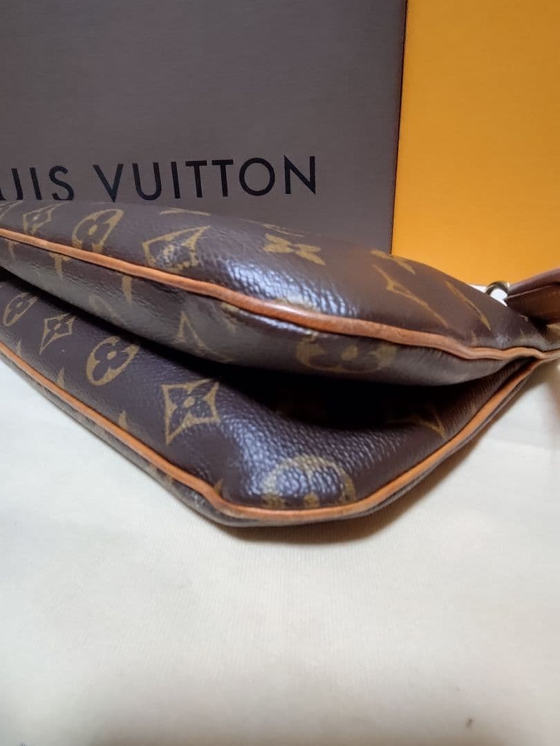 直営路面店購入　ルイヴィトン　モノグラム　ロレッタ