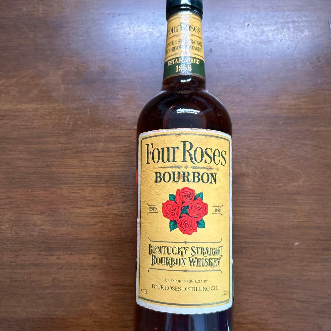 Four Roses Bourbon ケンタッキーウイスキー