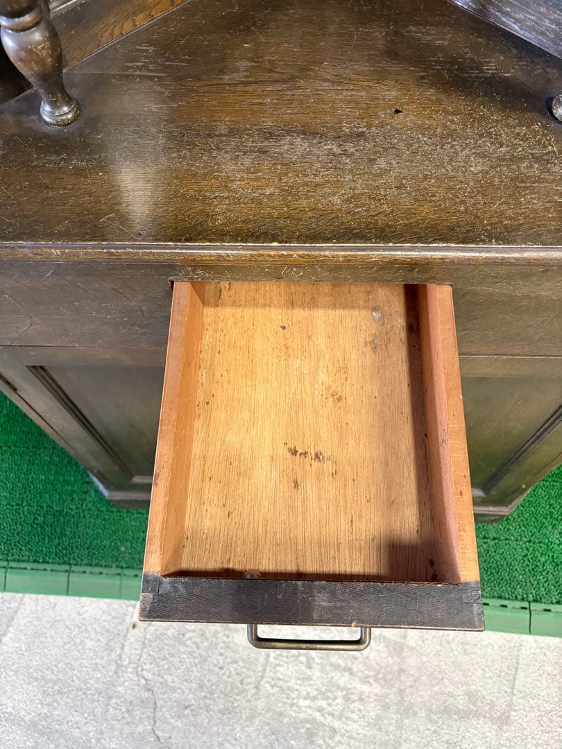 コーナーキャビネット　ヴィンテージ　アンティーク