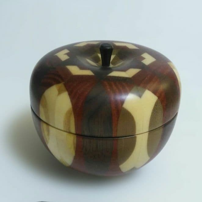 箱根寄木細工 りんご 小物入れ アクセサリーケース 工芸品 民芸品 木工 林檎