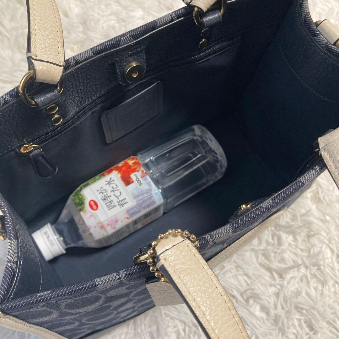 美品　現行　コーチ　ショルダーバッグ　2way デンプシー デニム　デカロゴ