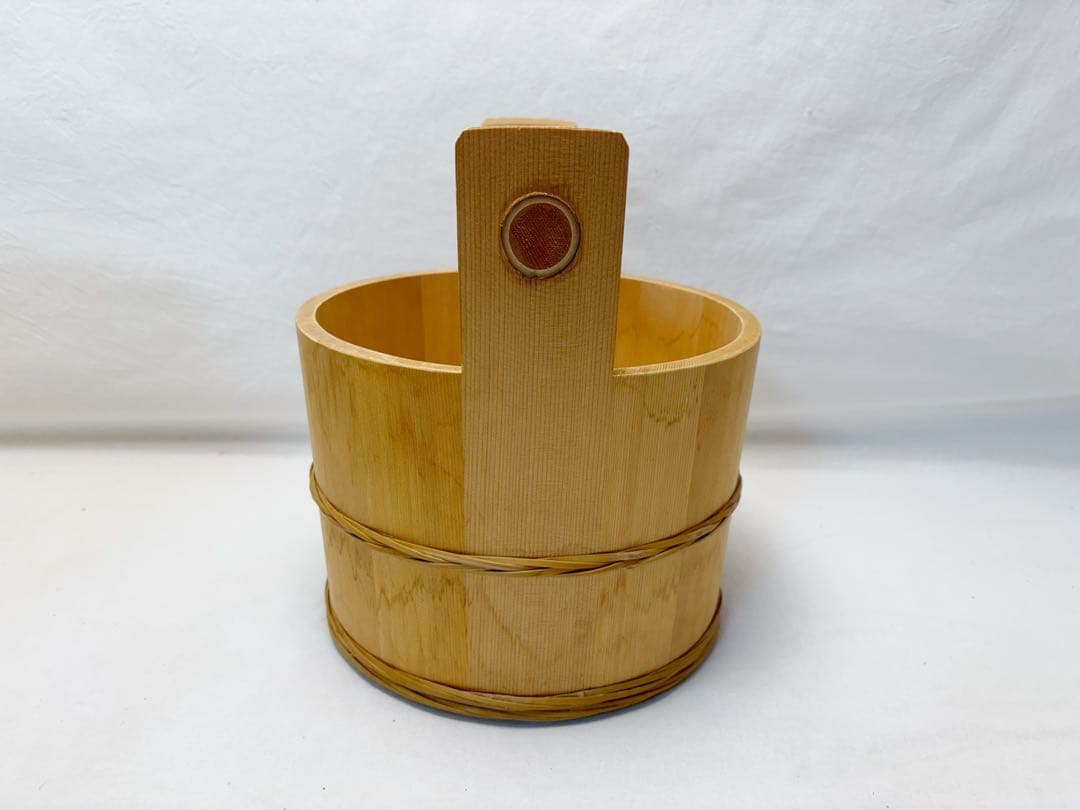 美品 茶道具 水張桶 手桶水指 木地 割蓋付き 水屋道具 露地道具 元箱