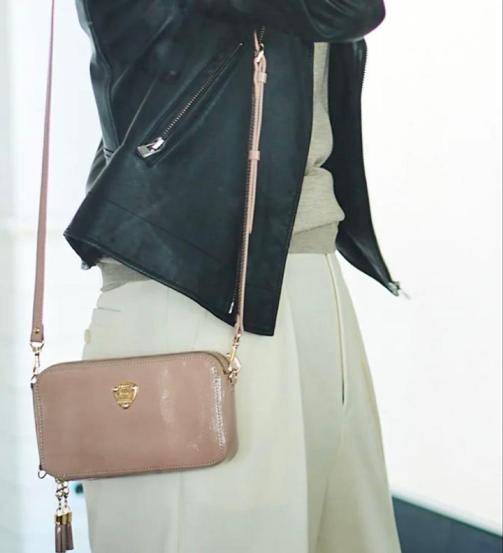 ATAO スマホショルダーバッグ　アミュレット　ローズクォーツ