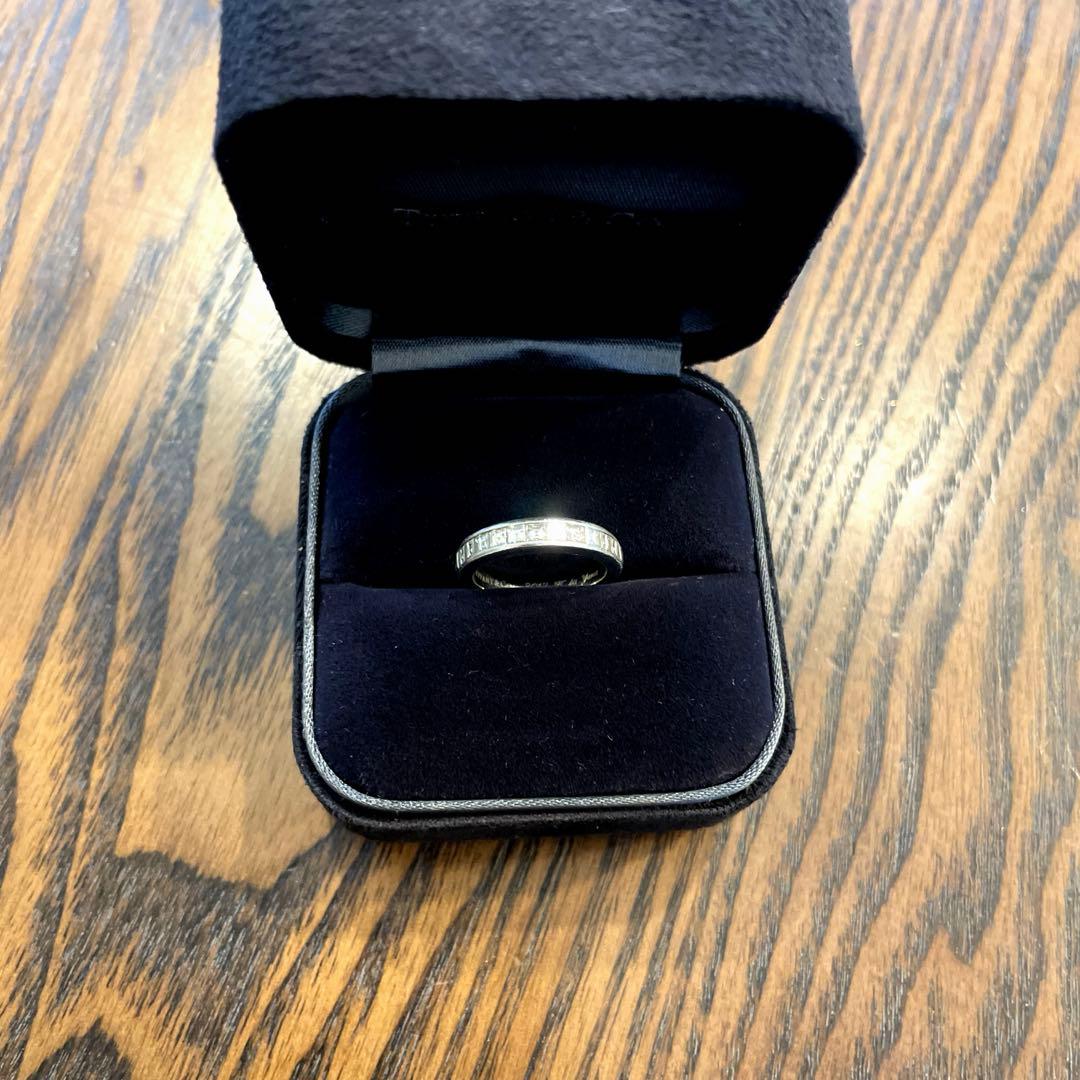 ティファニー Pt950 プリンセスカット ハーフエタニティダイアモンドリング