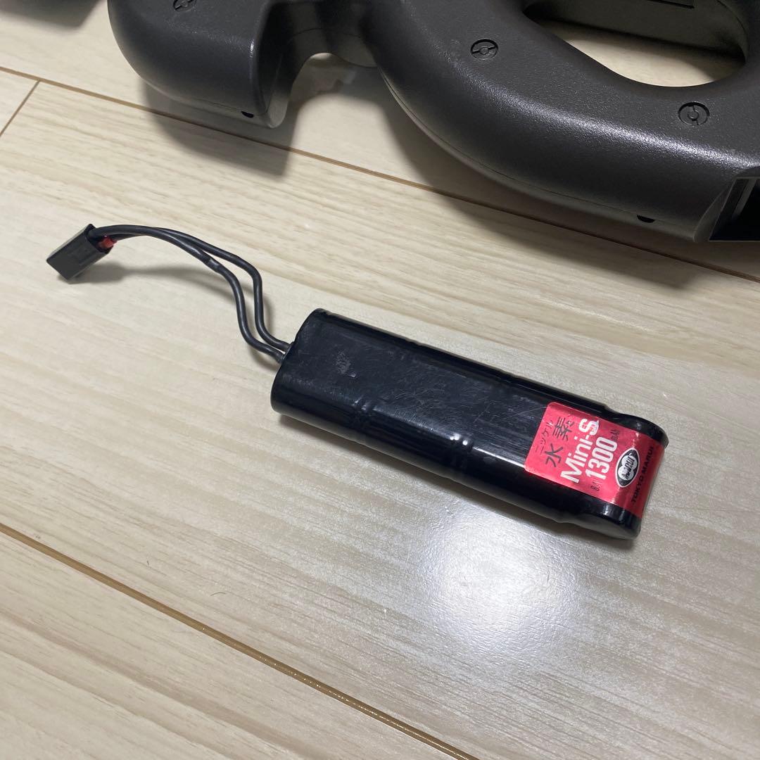 レア　東京マルイ　p90 ストライレイルシステム　スイベルエンド　バッテリー付き