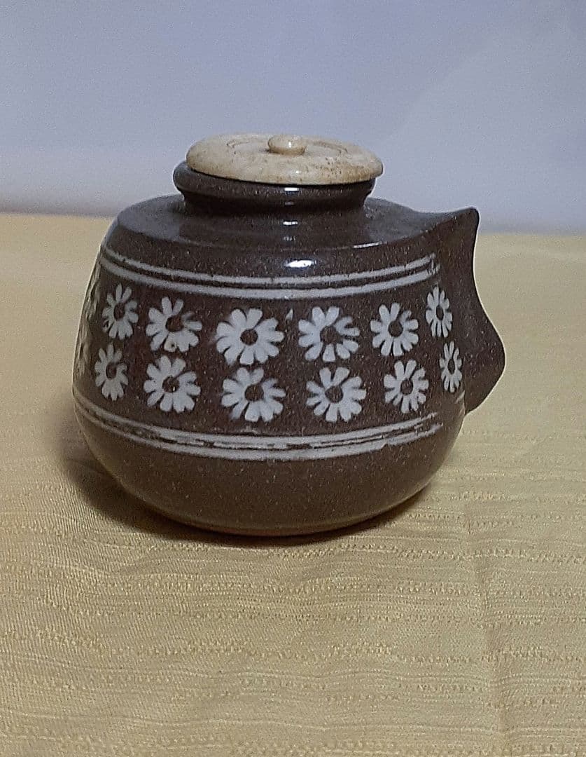 油滴茶入れ花模様のブラウン陶器 茶道具