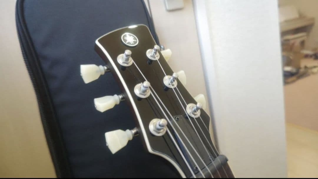 YAMAHA ヤマハ REVSTAR RSS02T ブルー エレキギター 美品