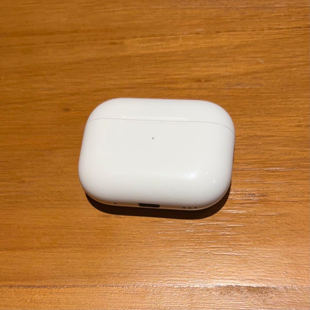 AirPods Pro （第2世代） 本体 充電ケース付き ホワイト