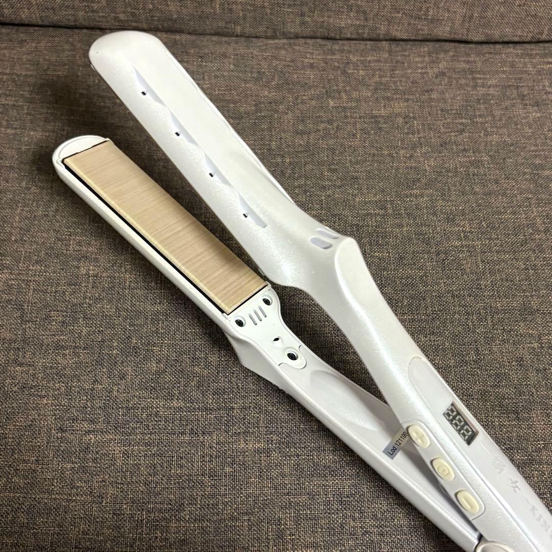 絹女　ストレートヘアアイロン KINUJO　LM‐125 ホワイト