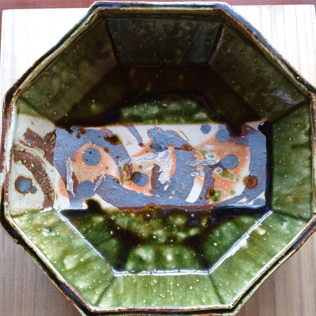 ☆新品☆織部 八角鉢(陶器)　共箱、陶歴書