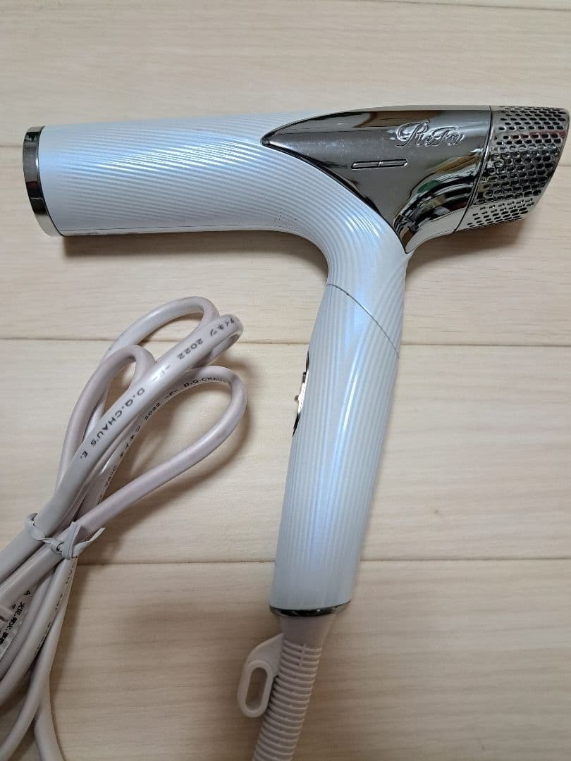 リファ ドライヤースマート Refa 2022年製