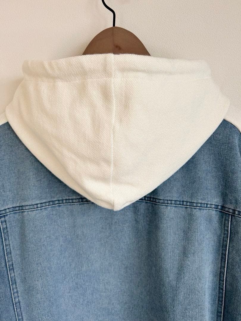 Vaundy FUSION L バウンディ　白　パーカー