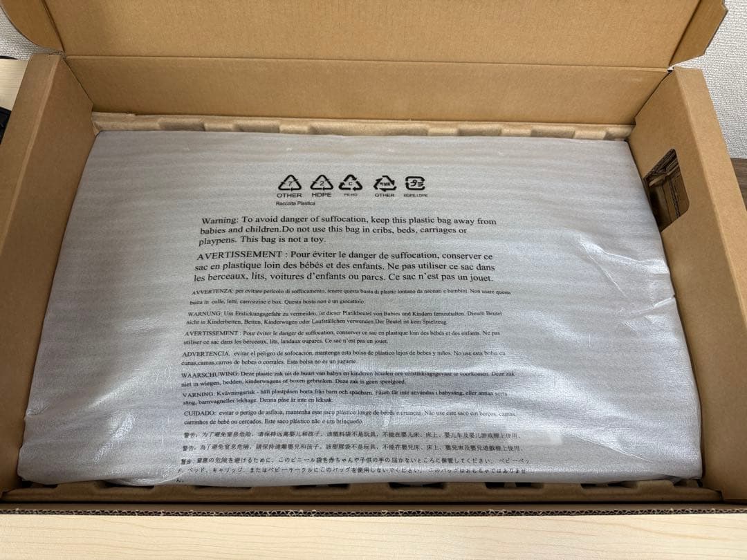 PHILIPS EVNIA ゲーミングモニター 27インチ180Hz QHD ②