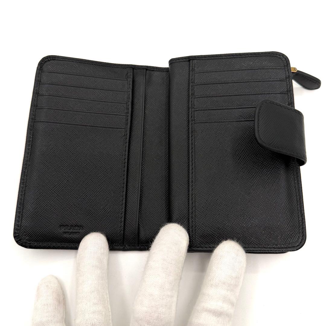 PRADA 二つ折り財布　GDロゴ金具　サフィアーノレザー　L字ファスナー