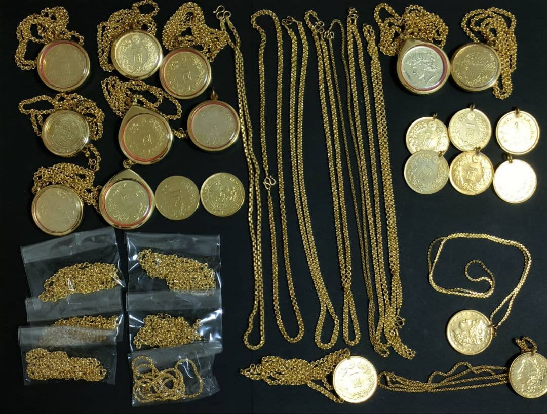 ゆ*読様 金色チェーンと金色古銭セット