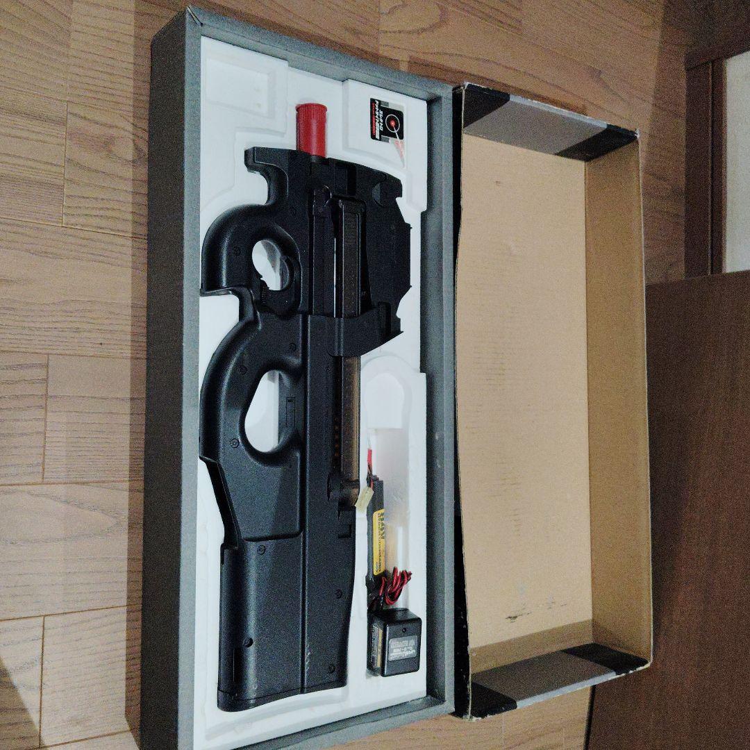 東京マルイ　PC90