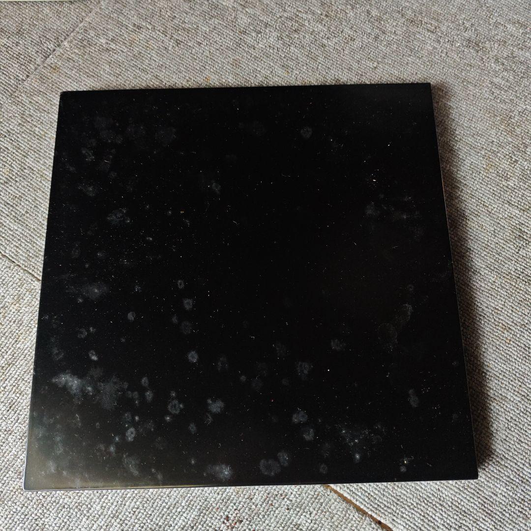 茶道具セット（鉄製茶釜・陶器プレート）