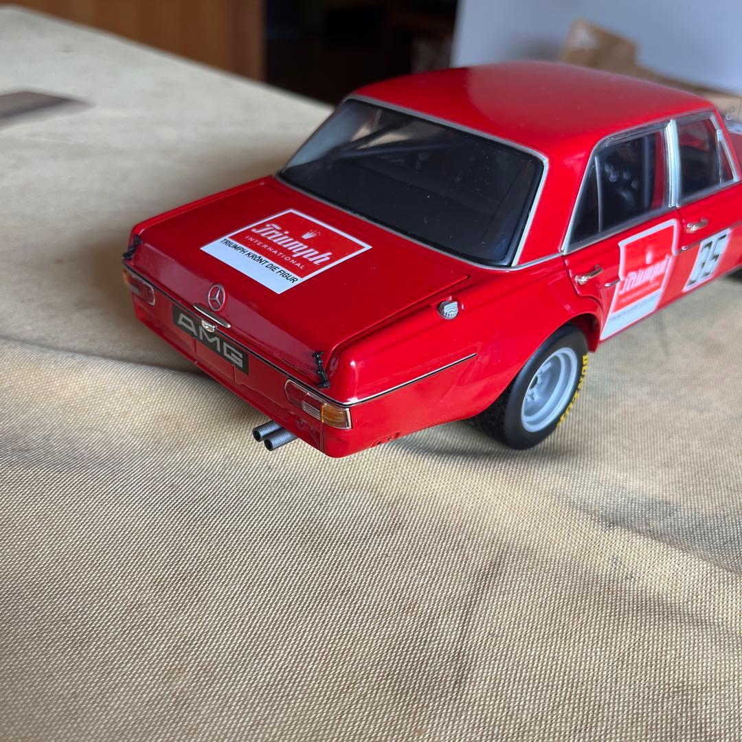 ミニカー MERCEDES-BENZ 300 SEL 6.8