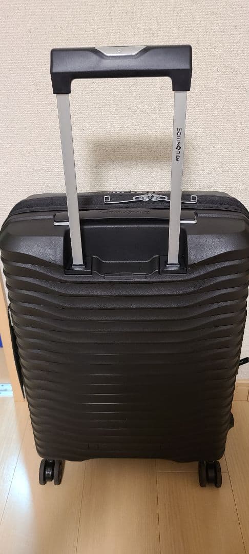 美品　Samsonite ブラック キャリーケース TSAロック　アップスケープ