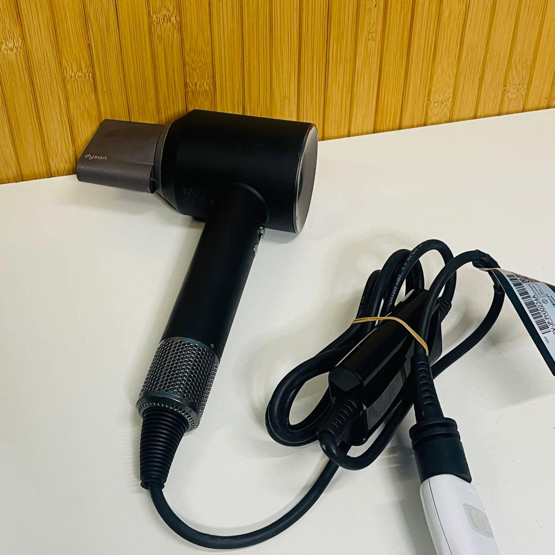 dyson HD08 ULF BBN ENT BLACK動作品