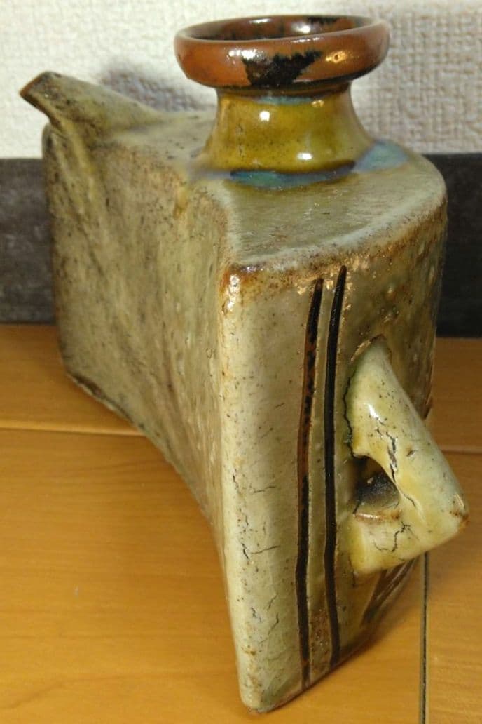 人間国宝 金城次郎 魚紋抱瓶 栞 共箱 未使用美品 壺屋焼 壷屋焼 やちむん