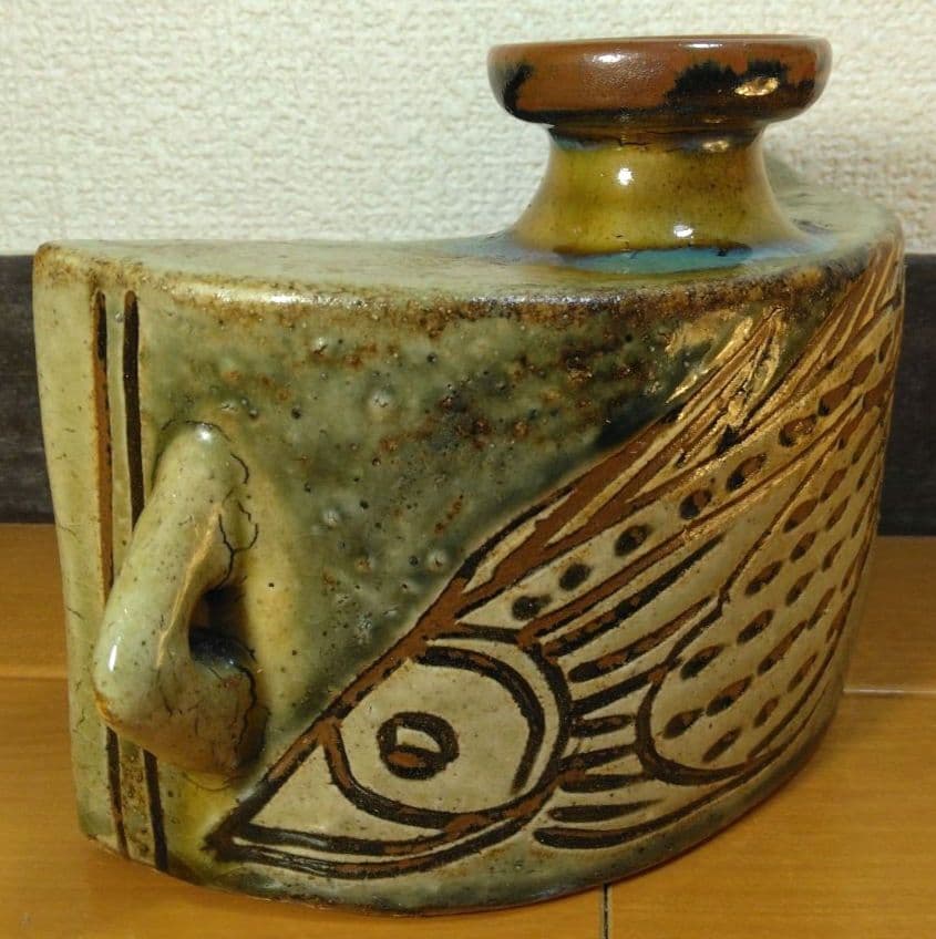 人間国宝 金城次郎 魚紋抱瓶 栞 共箱 未使用美品 壺屋焼 壷屋焼 やちむん