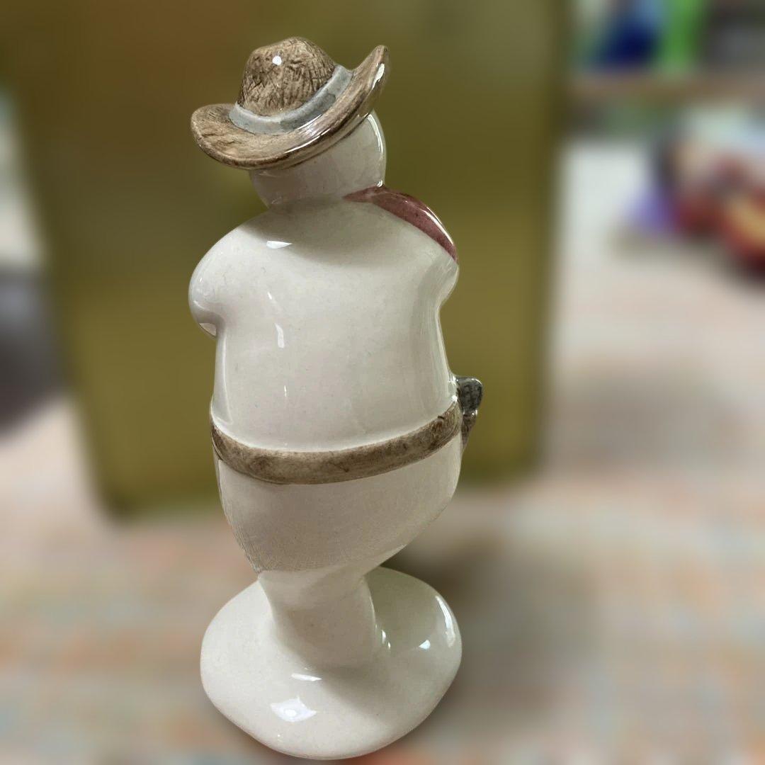 ロイヤルドートンスノウマンカウボーイ