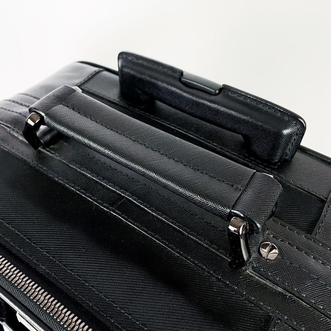 希少✨バーバリー キャリーケース サフィアーノレザー 鍵付き 機内持ち込み可 黒