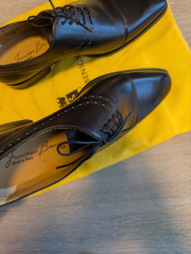 Francesco Benigno ブラックドレスシューズ