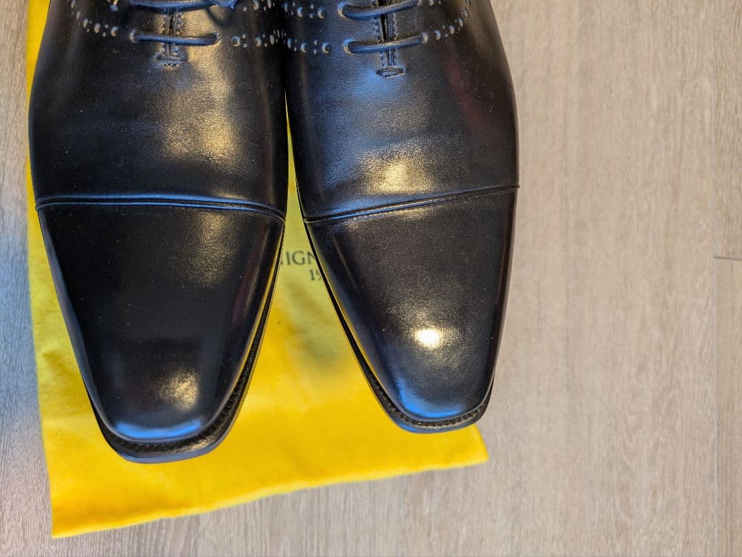 Francesco Benigno ブラックドレスシューズ