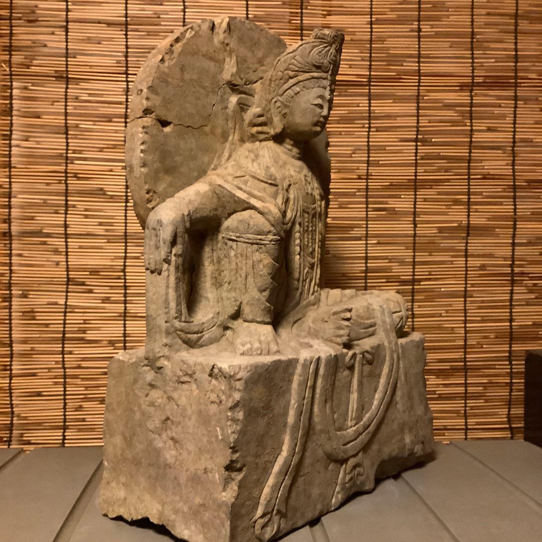 朝鮮・三国時代「静寂と慈悲の水月観音菩薩半跏像」高句麗・新羅・百済・天平・石仏