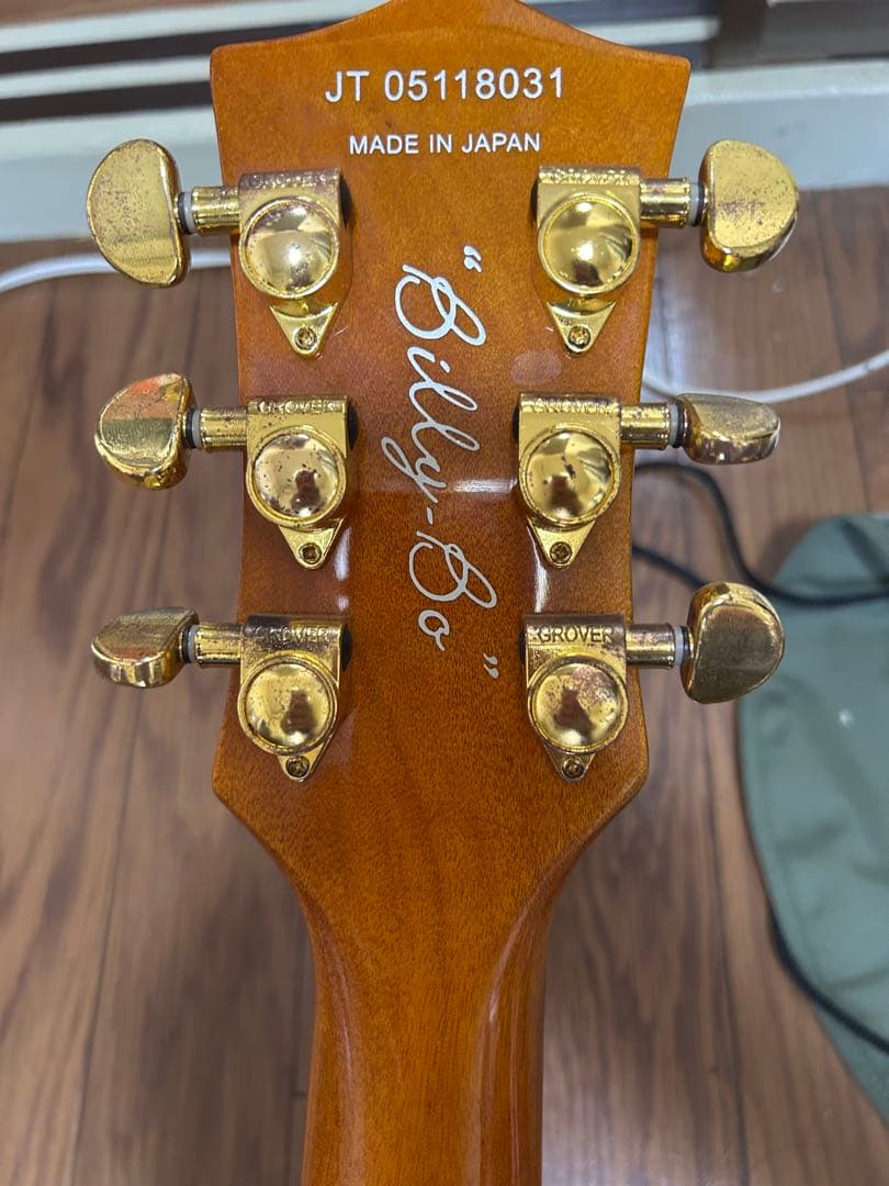 GRETSCH レプリカ　ジュピターサンダーバード