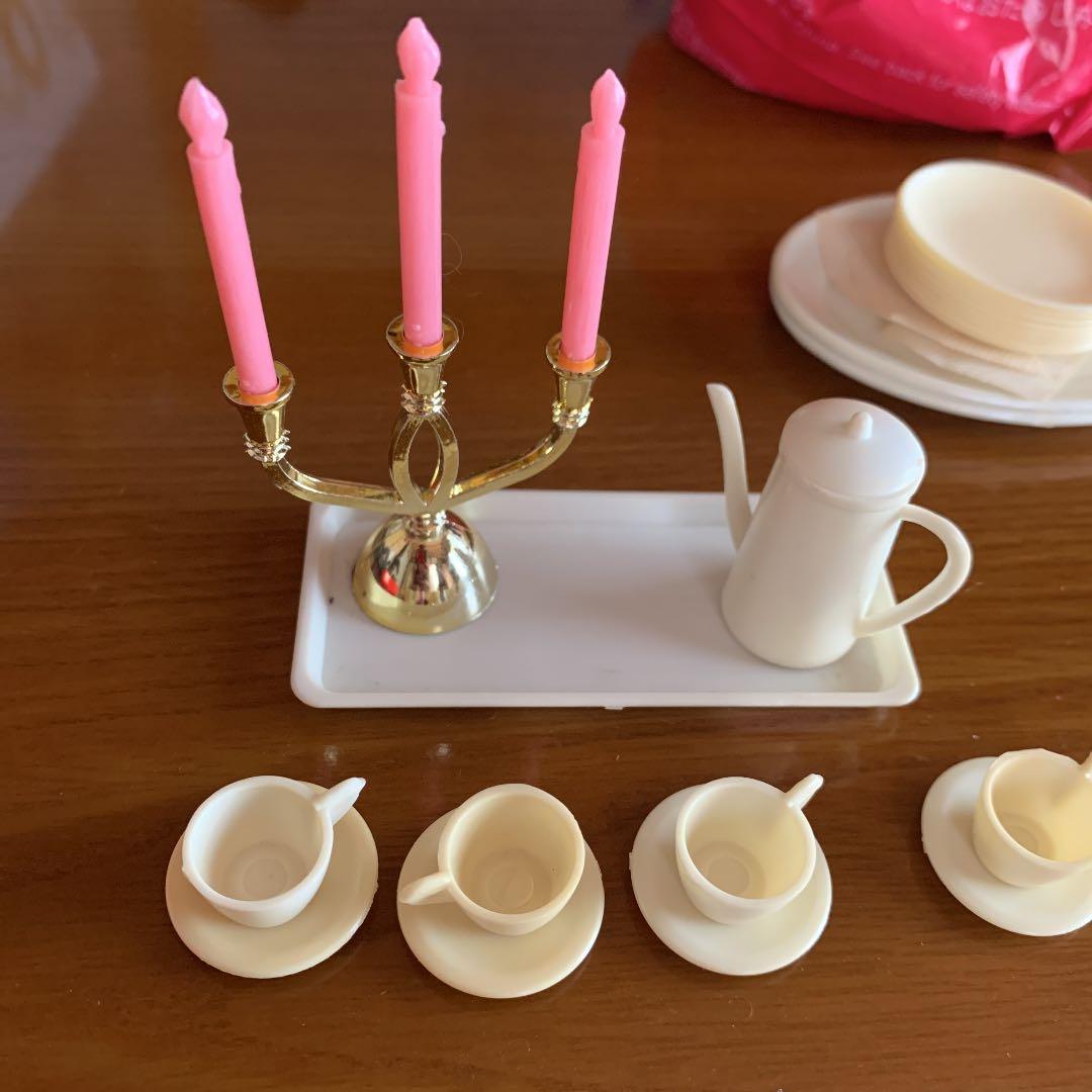 2代目りかちゃんダイニングテーブルの付属品