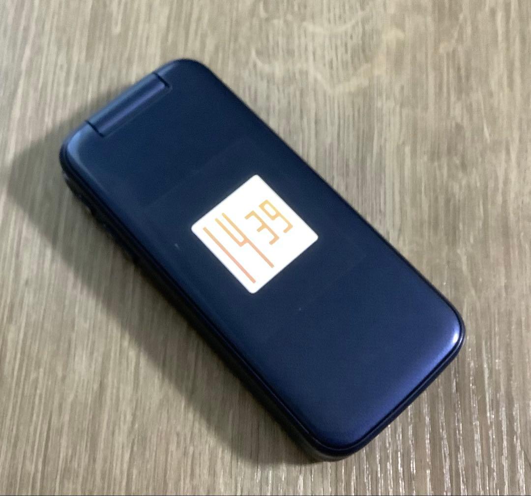 【美品】docomo らくらくホン F-01M ネイビー