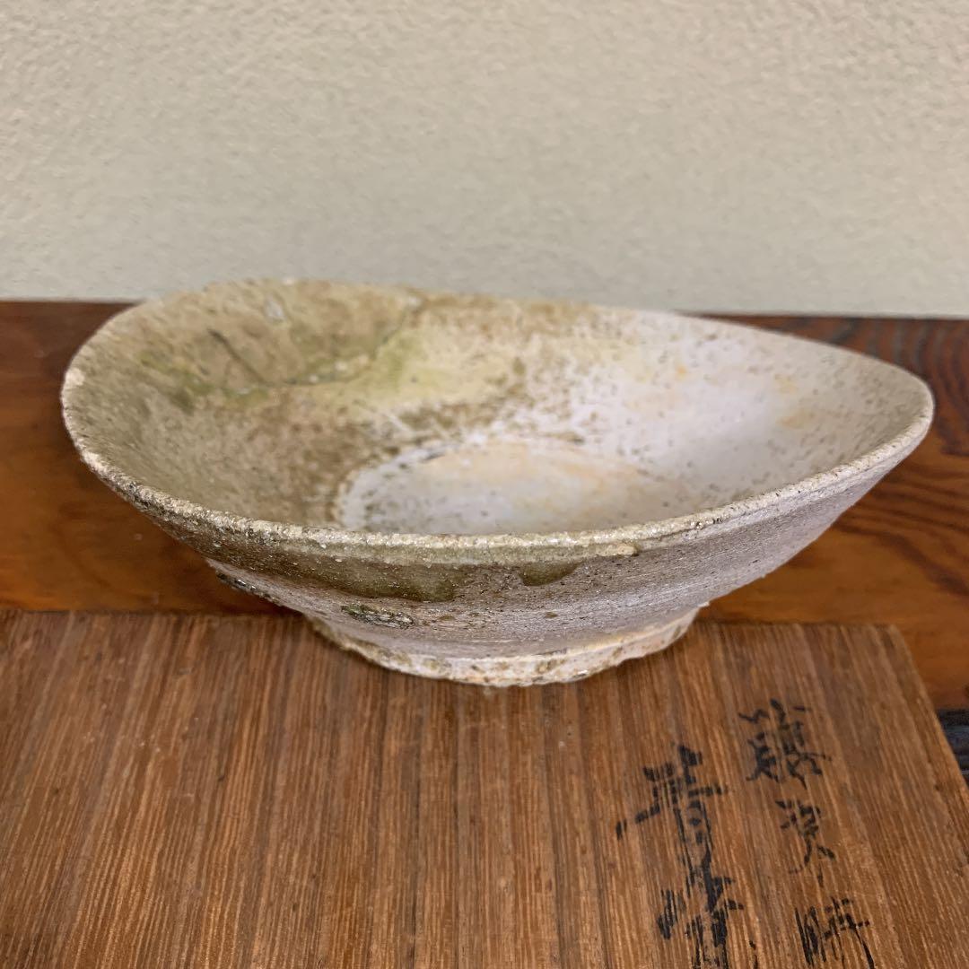 平安から鎌倉時代の瀬戸焼き5客です。