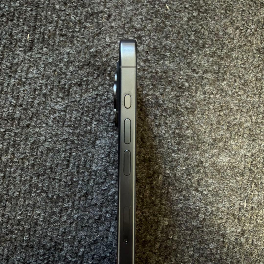 【Liora 様】iPhone 15 Pro 256GB ブルーチタニウム