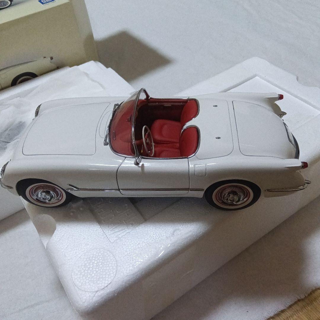 オートアート 1/18 シボレー コルベット 1953