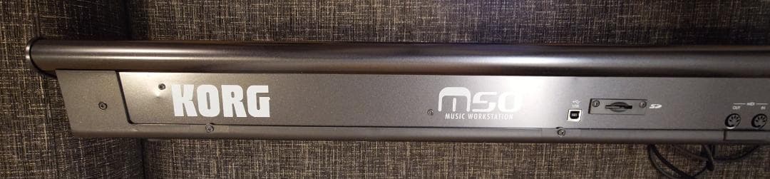 KORG M50-61 シンセサイザー 61鍵 ソフトケース付