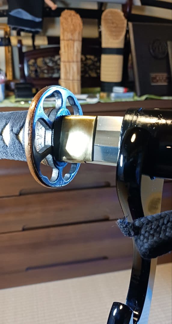 肥後拵え、居合用模造刀、本木　本鮫革　車輪鍔　樋入り砂型刀身 (訳有り価格)