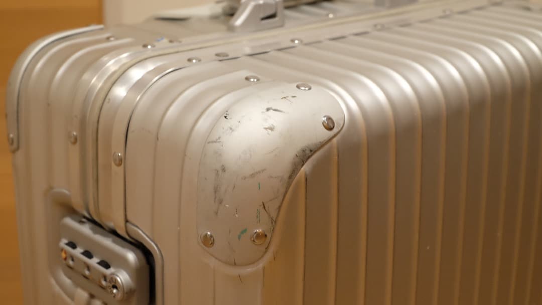 RIMOWA リモワ　TOPAS トパーズ　シルバー　TSA承認ロック