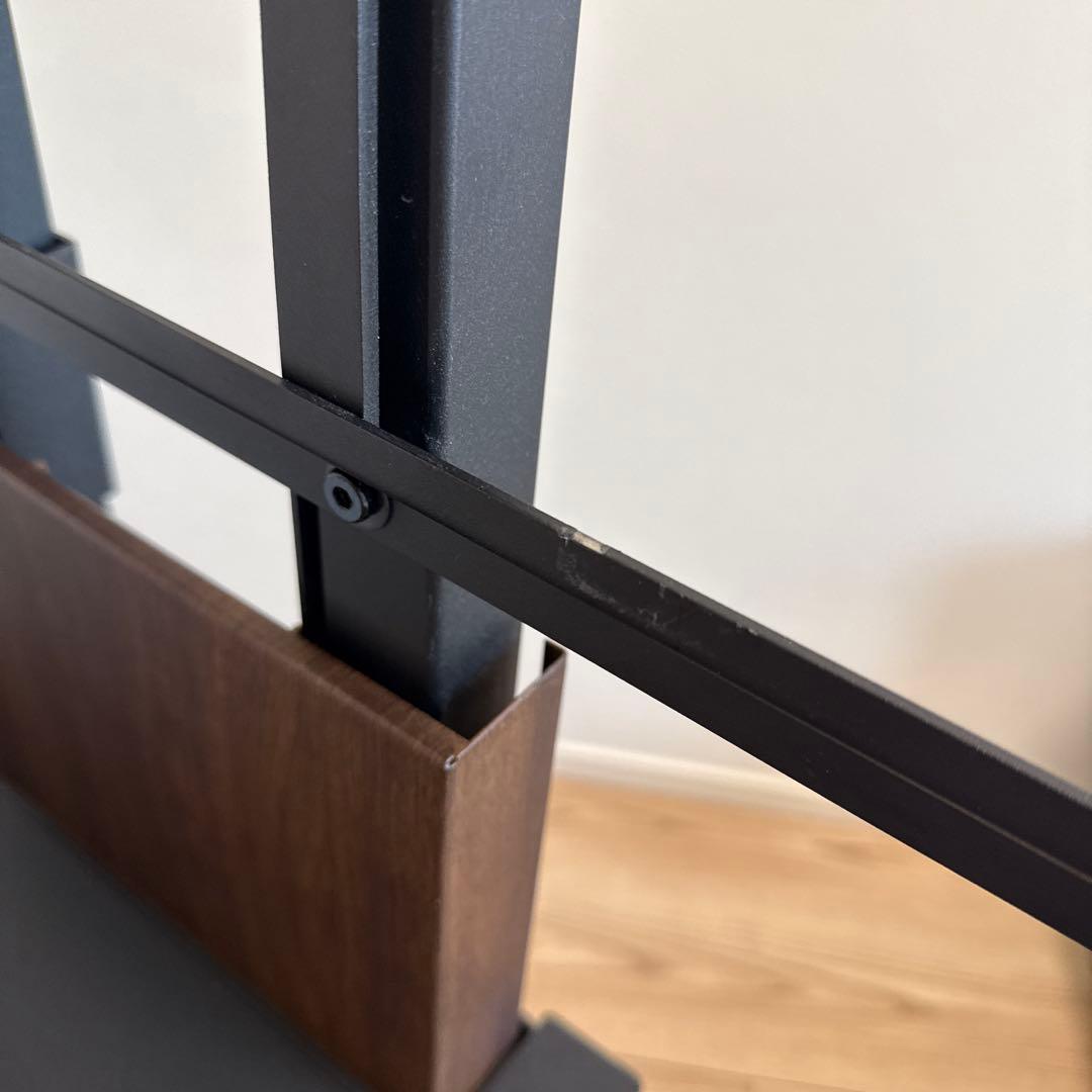 EQUALS テレビ台 モダンデザイン