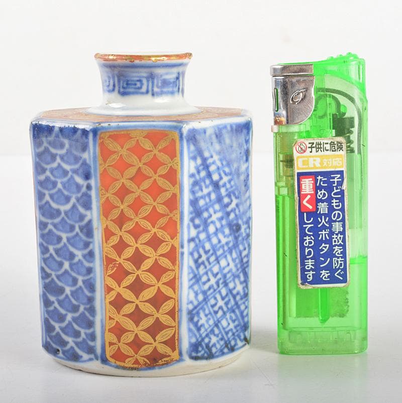 伊万里焼　古伊万里　色絵金彩　祥瑞鳳凰文　六角振出　時代箱付　V　R6735